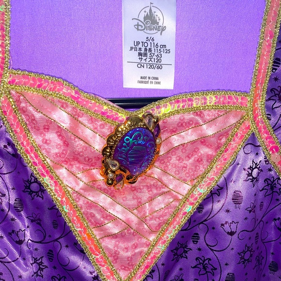 Officially Disney Princess Dress — this is not a costume ! - Picture 1 of 7